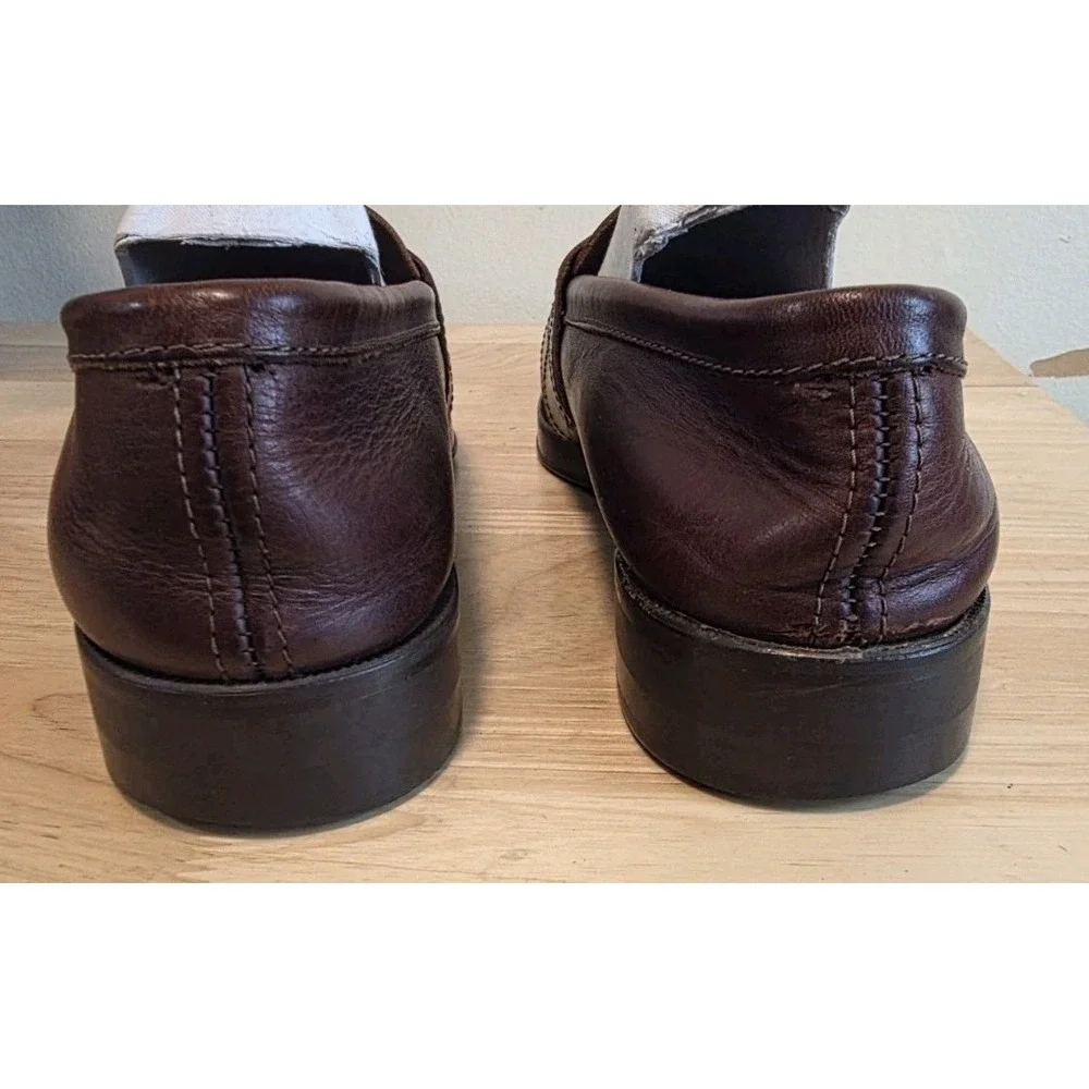 G.H. BASS & CO Womens 9.5 B Leather Penny Loafers Dark Brown Slip On Capsule